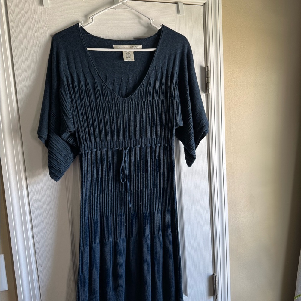 Max Studio Blue V-Neck Dolman Sleeve Midi Dress